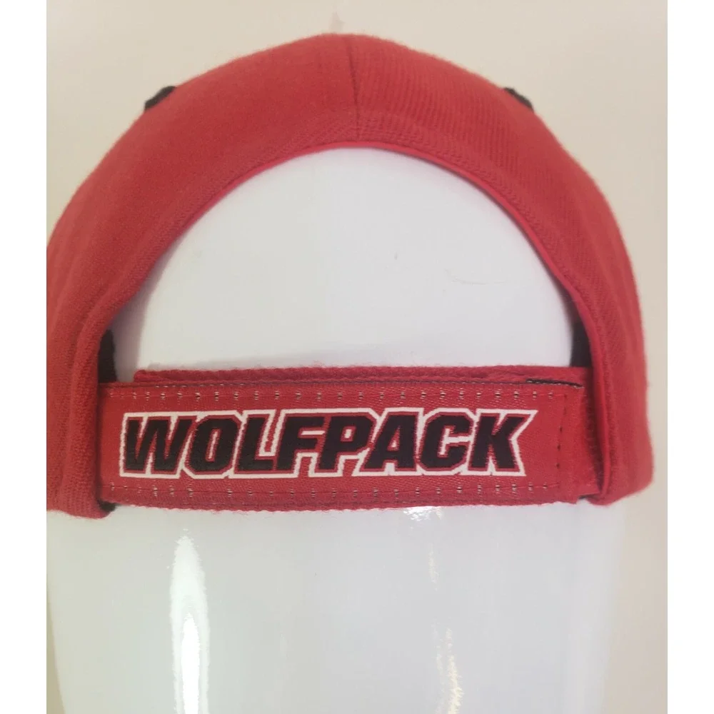 North Carolina State Wolfpack NCAA FBS ACC Adjustabl Top of the World Curve Bill